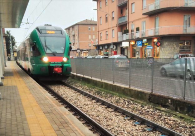 treno-etr-fbv-zola-chiesa-2